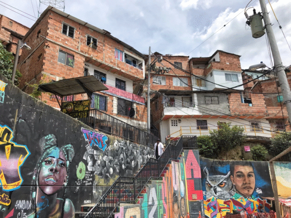 TOUR COMUNA 13 - Imagen 2