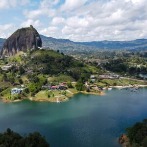 TOUR GUATAPÉ 